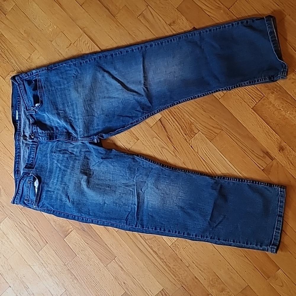42x30 jeans bootcut with slight stretch